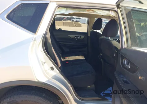 2015 Nissan Rogue Sv z USA, uszkodzony, nr VIN 5N1AT2MT3FC756498